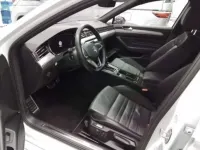 Gebraucht VW Passat Elegance 200 PS (147 kW) 2024 Gletscherweiß (metallic) Kombi