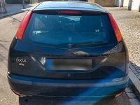 Usado Ford Focus Viva 75 CV (55 kW) 2004 Negro Utilitario