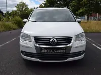 Gebraucht VW Touran S 105 PS (77 kW) 2010 Weiß Van / Kleinbus