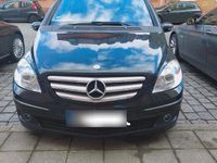 Gebraucht Mercedes B180 109 PS (80 kW) 2006 Schwarz Van / Kleinbus