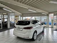 Gebraucht BMW 218 Active Tourer Performance 150 PS (110 kW) 2022 Weiß Van / Kleinbus