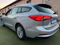 Gebraucht Ford Focus Titanium 125 PS (91 kW) 2021 Silber Kombi