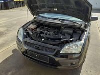 Gebraucht Ford Focus Trend 101 PS (74 kW) 2005 Kombi