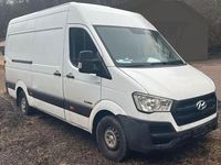 Gebraucht Hyundai H 350 150 PS (110 kW) 2016 Weiß Van