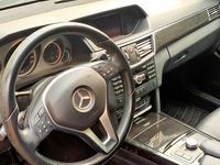 Gebraucht Mercedes E220 Elegance 170 PS (125 kW) 2013 Grau Kombi