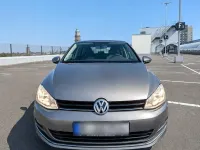 Gebraucht VW Golf VII 122 PS (89 kW) 2023 Grau Limousine
