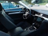 Gebraucht VW Passat Highline 179 PS (131 kW) 2018 Schwarz Kombi