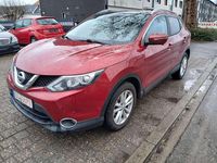 Gebraucht Nissan Qashqai Tekna 116 PS (85 kW) 2014 New red (m) SUV