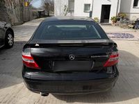 Gebraucht Mercedes C180 143 PS (105 kW) 2004 Schwarz Coupé