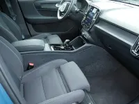Gebraucht Volvo EX40 Plus 175 kW (238 PS) 2024 Blau SUV