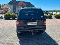 Gebraucht Mercedes ML270 163 PS (119 kW) 2003 Schwarz SUV