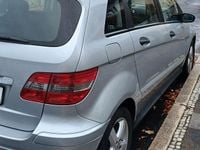 Gebraucht Mercedes B170 116 PS (85 kW) 2005 Silber Van / Kleinbus