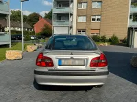 Gebraucht Mitsubishi Carisma 103 PS (75 kW) 2002 Silber Limousine