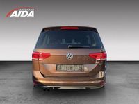 Gebraucht VW Touran Highline 150 PS (110 kW) 2016 Nutshell brown Van / Kleinbus