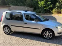 Gebraucht Skoda Roomster 69 PS (50 kW) 2011 Silber Van / Kleinbus