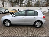 Gebraucht VW Golf VI 80 PS (58 kW) 2010 Silber Kleinwagen