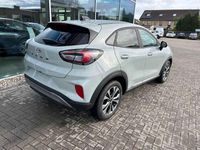 Neu Ford Puma Titanium 125 PS (91 kW) 2025 Cactus grey grau Limousine