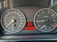 gebraucht BMW 320 i -