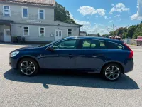 Gebraucht Volvo V60 Ocean Race 215 PS (158 kW) 2012 Blau Kombi