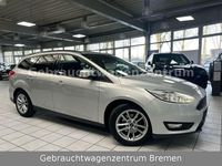 Gebraucht Ford Focus Titanium 125 PS (91 kW) 2016 Silber Limousine