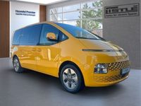 Neu Hyundai Staria Prime 224 PS (164 kW) 2025 Gelb Van / Kleinbus
