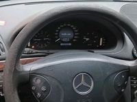 gebraucht Mercedes E200 CDI