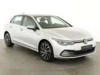 Gebraucht VW Golf VIII Style 150 PS (110 kW) 2022 Reflexsilber metallic Limousine