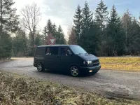 Second-hand VW Caravelle 102 CP (75 kW) 2000 Negru Van