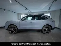 Gebraucht Porsche Cayenne E-Hybrid 470 PS (345 kW) 2025 Grau SUV