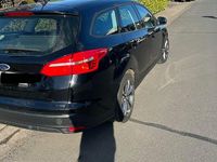 Gebraucht Ford Focus Business Edition 120 PS (88 kW) 2017 Schwarz Kombi
