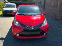 Gebraucht Toyota Aygo Play 69 PS (50 kW) 2016 Rot Kleinwagen