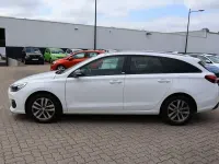 Gebraucht Hyundai i30 Trend 140 PS (102 kW) 2019 Blau Kombi