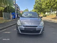 Gebraucht Renault Clio II 75 PS (55 kW) 2010 Andere farben Limousine