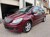 Gebraucht Mercedes B200 140 PS (102 kW) 2007 Rot Van / Kleinbus