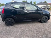 Gebraucht Nissan Pixo 60 PS (44 kW) 2010 Kleinwagen