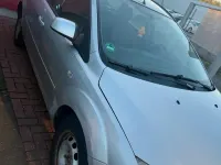 Second-hand Ford Focus 105 CP (77 kW) 2007 Galben Hatchback