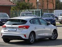 Gebraucht Ford Focus Cool & Connect 101 PS (74 kW) 2021 Silber Limousine