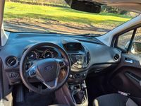 Gebraucht Ford Tourneo Courier Titanium 101 PS (74 kW) 2017 Silber Van / Kleinbus