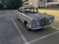 Gebraucht Mercedes 220 95 PS (69 kW) 1964 Beige Limousine