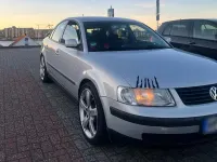 Gebraucht VW Passat 101 PS (74 kW) 1999 Silber Limousine
