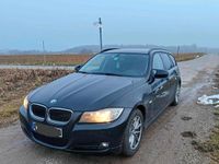 Gebraucht BMW 320 184 PS (135 kW) 2010 Schwarz Limousine