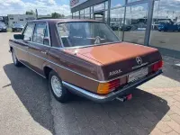 Gebraucht Mercedes 280 185 PS (136 kW) 1975 Braun Limousine