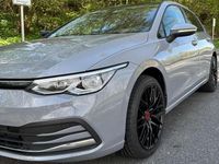 Gebraucht VW Golf VIII Move 150 PS (110 kW) 2023 Grau Limousine