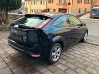 Gebraucht Ford Focus Style 116 PS (85 kW) 2010 Schwarz Limousine