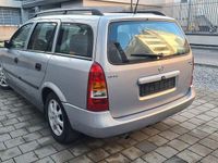 Gebraucht Opel Astra 101 PS (74 kW) 2002 Silber Kombi