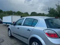 Brugt Opel Astra 90 HK (66 kW) 2007 Grå Hatchback