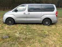 Gebraucht Hyundai H-1 Premium 170 PS (125 kW) 2015 Silber Van / Kleinbus