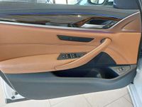 gebraucht BMW 520 d Touring Luxury Line+PANOR+AHK+STANDHEIZG++