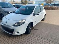 Gebraucht Renault Clio III 75 PS (55 kW) 2010 Weiß Kleinwagen