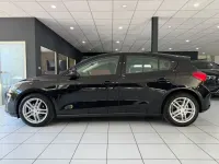 Gebraucht Ford Focus 101 PS (74 kW) 2021 Schwarz Limousine
